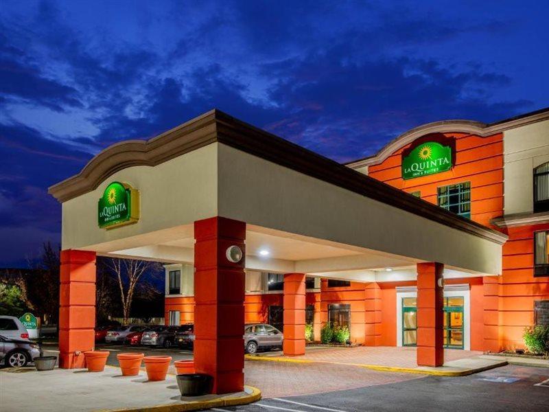 La Quinta By Wyndham Mt. Laurel - Philadelphia Hotel Mount Laurel Exterior photo