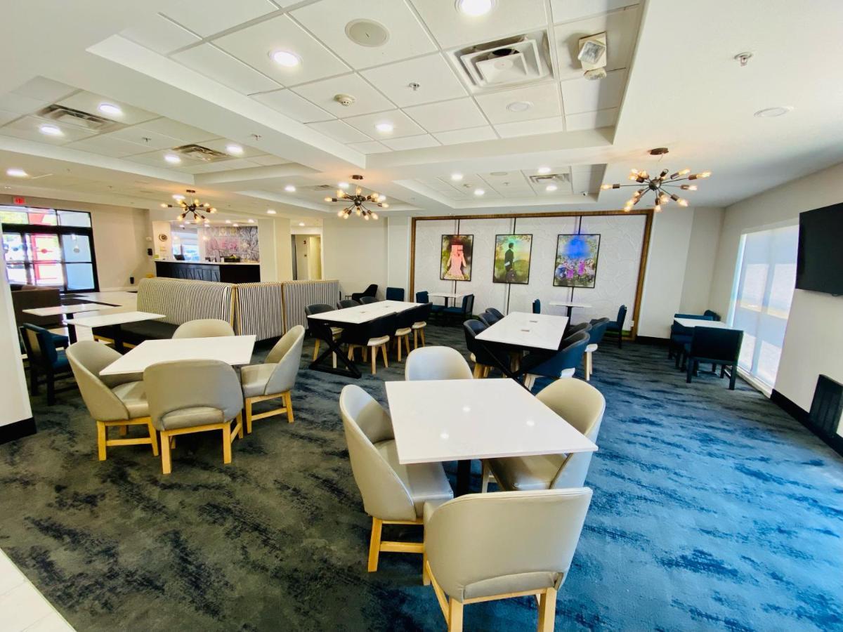 La Quinta By Wyndham Mt. Laurel - Philadelphia Hotel Mount Laurel Exterior photo
